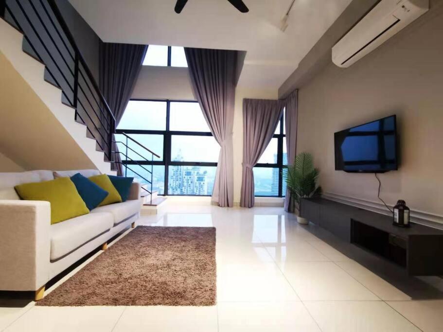 Pangsapuri 5-star Facilities Arte Mont Kiara Luxury Duplex Kuala Lumpur