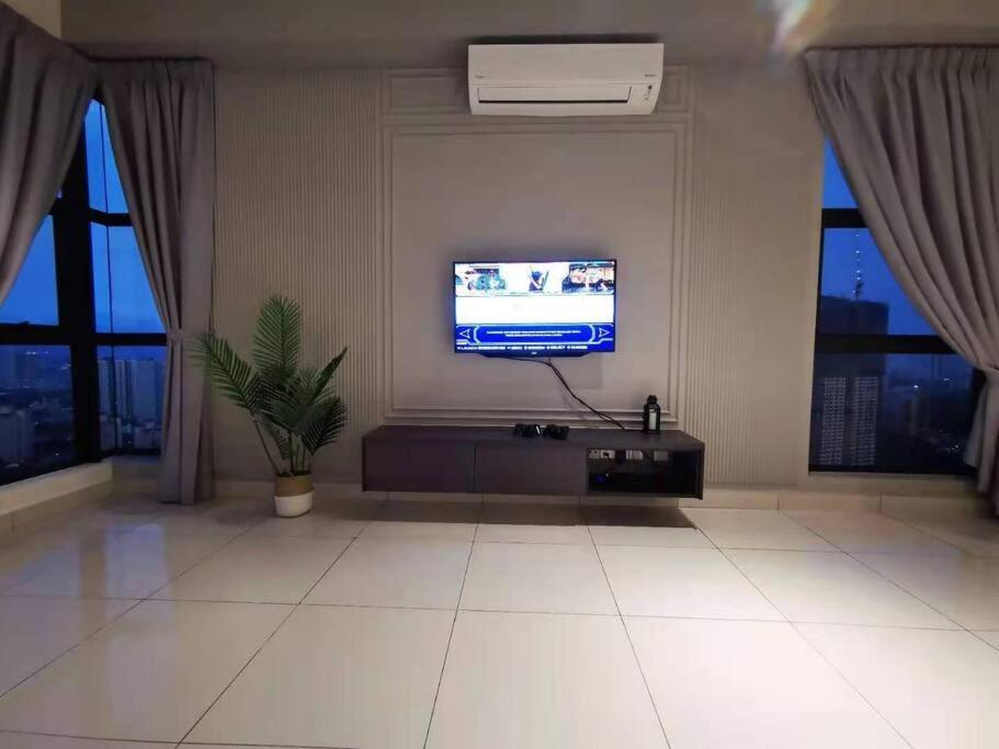 Pangsapuri 5-star Facilities Arte Mont Kiara Luxury Duplex Kuala Lumpur